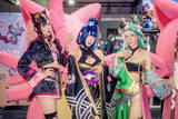 「【コスプレ】『パルワールド』ブースに美女コスプレイヤーが降臨！ゾーイ、サヤ、リリィがスタイル抜群で美しすぎた【台北ゲームショウ2026】」の画像2