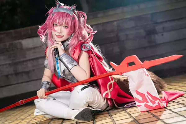 【コスプレ】振り向きポーズが美しい『鳴潮』、『原神』に人気のVTuberまで「acosta!AGF」美女レイヤー6選【写真28枚】