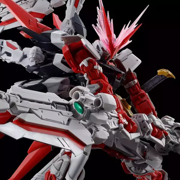 新作ガンプラ「RG ガンダムアストレイ レッドドラゴン」見参！ビルドカッター、ナイフが3つ合体したオリジナルの武器形態を搭載
