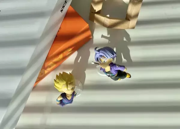 「悟空たちが飛んでるように見える「とびマス ドラゴンボール」が再販決定！超サイヤ人ベジータやフリーザなど全6種」の画像