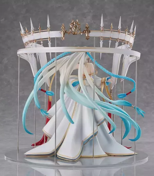 「気品ある水着姿が美しい！『FGO』より「水妃モルガン」フィギュアが、豪華な円形装飾など見どころ満載」の画像