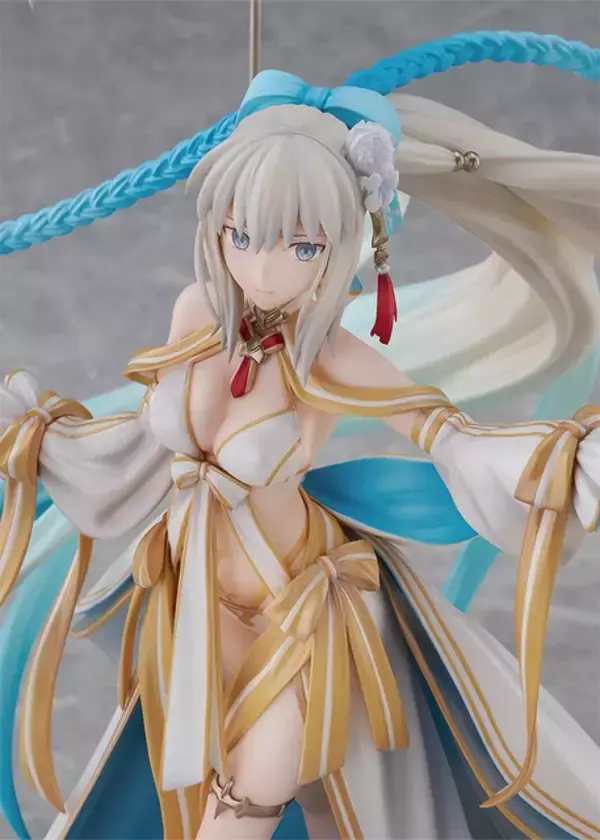 「気品ある水着姿が美しい！『FGO』より「水妃モルガン」フィギュアが、豪華な円形装飾など見どころ満載」の画像