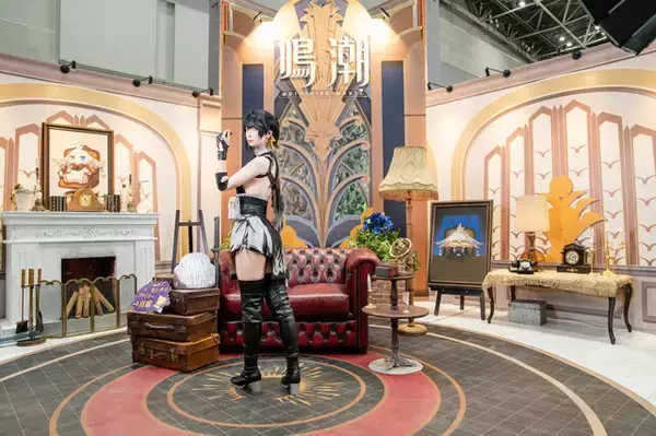 「『アズレン』から『NIKKE』まで目白押し！世界中から美女コスプレイヤーが集った2024年冬コミケをプレイバック【写真45枚】」の画像