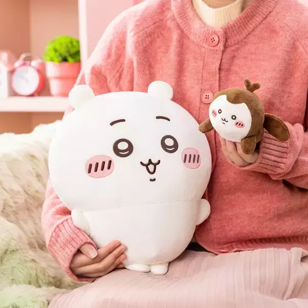 「オンラインくじ「ちいかわだらけくじ」が2月24日発売！ぬいぐるみやポシェットまで、“全部ちいかわ尽くし”の衝撃ラインナップ」の画像