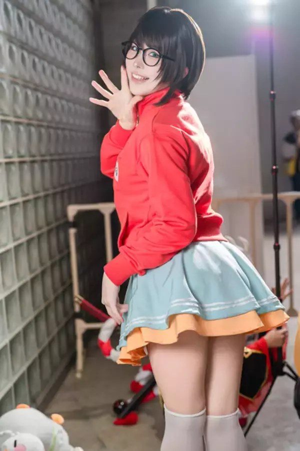 「【コスプレ】可愛すぎる百鬼あやめ、ミニスカジャージのすばるに小悪魔笑顔のラプラスまで「ホロEXPO」美女レイヤー10選【写真41枚】」の画像