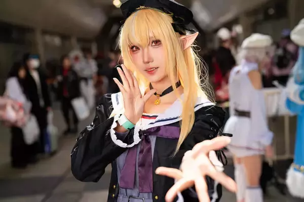 「【コスプレ】可愛すぎる百鬼あやめ、ミニスカジャージのすばるに小悪魔笑顔のラプラスまで「ホロEXPO」美女レイヤー10選【写真41枚】」の画像