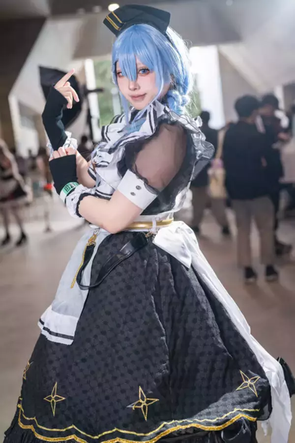「【コスプレ】可愛すぎる百鬼あやめ、ミニスカジャージのすばるに小悪魔笑顔のラプラスまで「ホロEXPO」美女レイヤー10選【写真41枚】」の画像