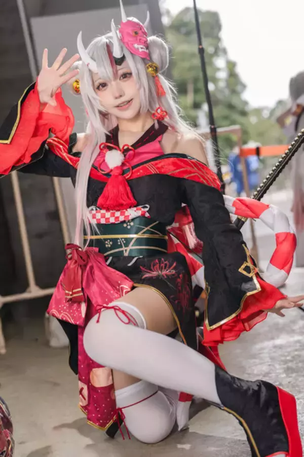 「【コスプレ】可愛すぎる百鬼あやめ、ミニスカジャージのすばるに小悪魔笑顔のラプラスまで「ホロEXPO」美女レイヤー10選【写真41枚】」の画像