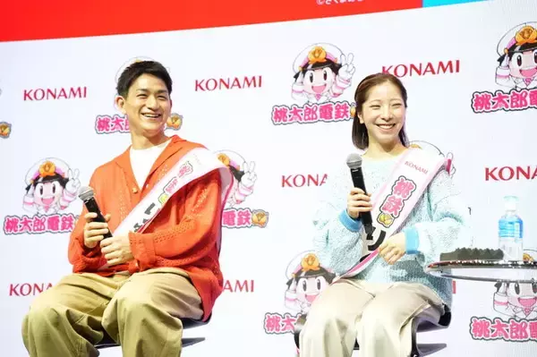 「フィギュア「りくりゅう」ペアが『桃鉄2』をコナミとの契約発表会でガチ対戦、仲の良さ溢れるエピソードも【現地レポ】」の画像