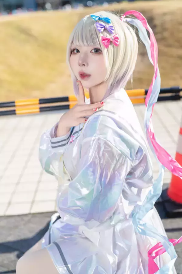 「【コスプレ】スタイル最高“マキマ”バニーに『ドラクエ5』フローラ＆ビアンカ、サロメ嬢まで「コミケ107」美女レイヤー8選【写真32枚】」の画像