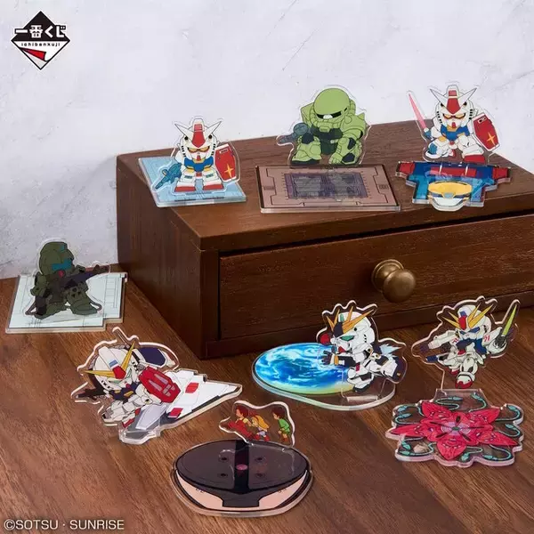 「宇宙世紀テーマの「機動戦士ガンダム」新作一番くじが豪華！νガンダムやサザビーが胸像フィギュア化、ファンネルもしっかり再現」の画像