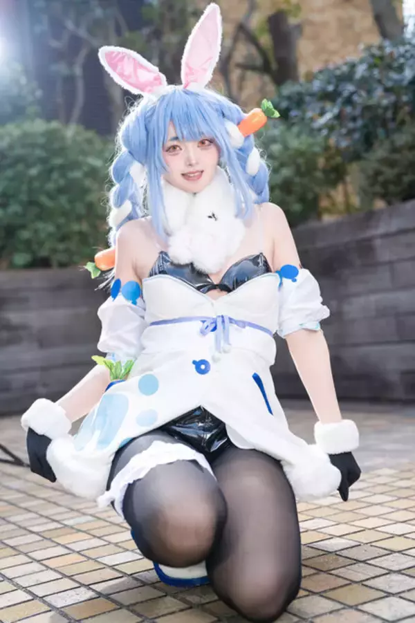 「【コスプレ】キュートなぺこら＆くろむ、ギャル姿もイケてる咲夜まで！寒波を吹き飛ばす「アコスタ池袋」美女レイヤー9選【写真44枚】」の画像