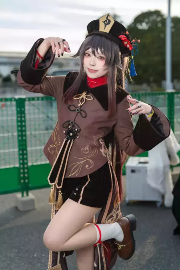 「【コスプレ】スタイル抜群な「ゼンゼロ」イヴリンや「学マス」リーリヤ、ホロライブまで人気キャラ勢揃いの「コミケ」美女レイヤー10選【写真44枚】」の画像