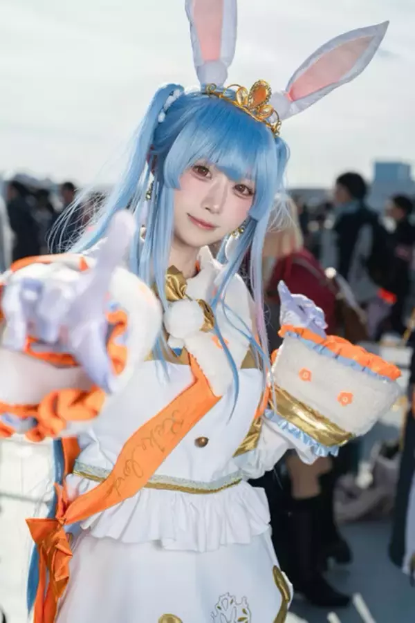 「【コスプレ】スタイル抜群な「ゼンゼロ」イヴリンや「学マス」リーリヤ、ホロライブまで人気キャラ勢揃いの「コミケ」美女レイヤー10選【写真44枚】」の画像