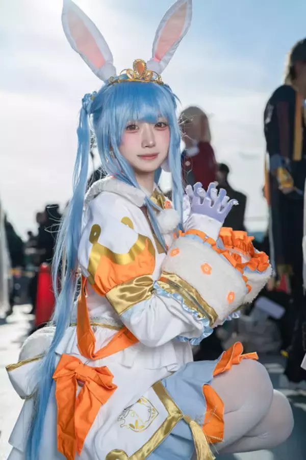 「【コスプレ】スタイル抜群な「ゼンゼロ」イヴリンや「学マス」リーリヤ、ホロライブまで人気キャラ勢揃いの「コミケ」美女レイヤー10選【写真44枚】」の画像