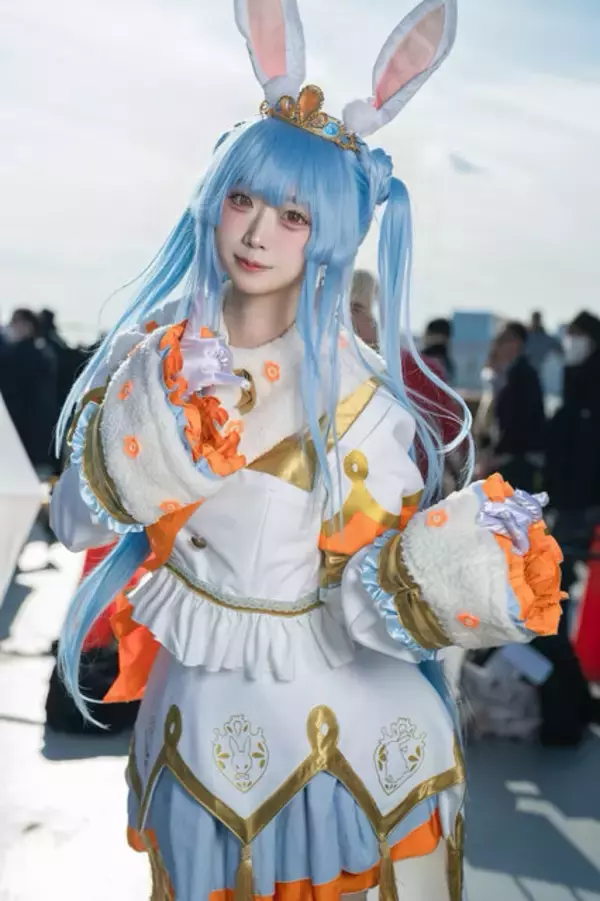 「【コスプレ】スタイル抜群な「ゼンゼロ」イヴリンや「学マス」リーリヤ、ホロライブまで人気キャラ勢揃いの「コミケ」美女レイヤー10選【写真44枚】」の画像