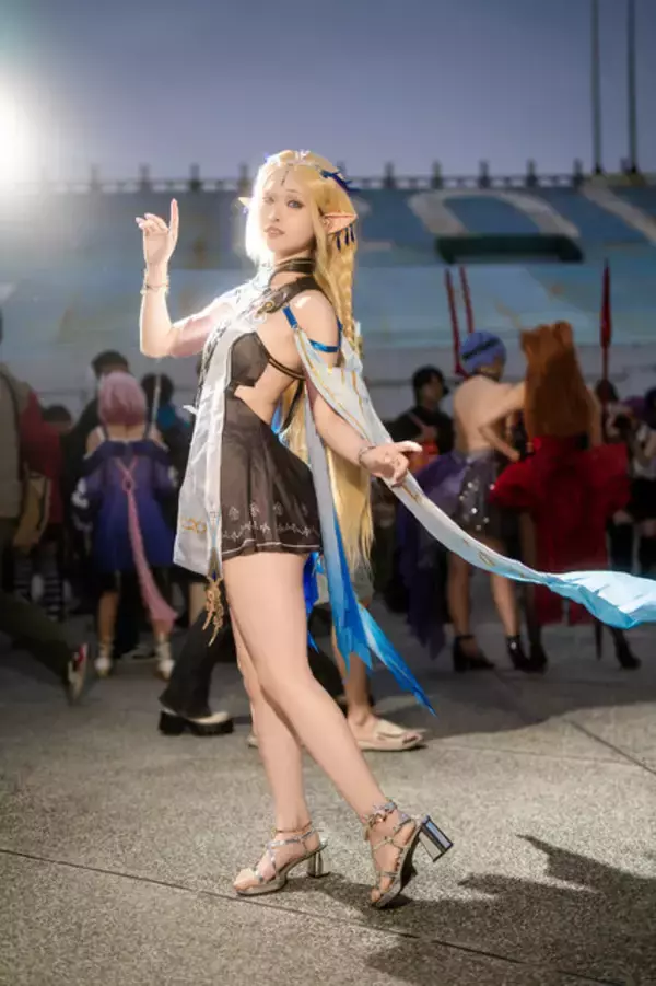 「【コスプレ】NIKKE、鳴潮、アズレン…人気ゲーム揃い踏み！躍動する曲線美で魅せる美女レイヤー8選【写真29枚】」の画像