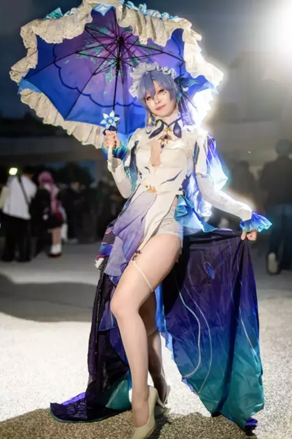 「【コスプレ】NIKKE、鳴潮、アズレン…人気ゲーム揃い踏み！躍動する曲線美で魅せる美女レイヤー8選【写真29枚】」の画像