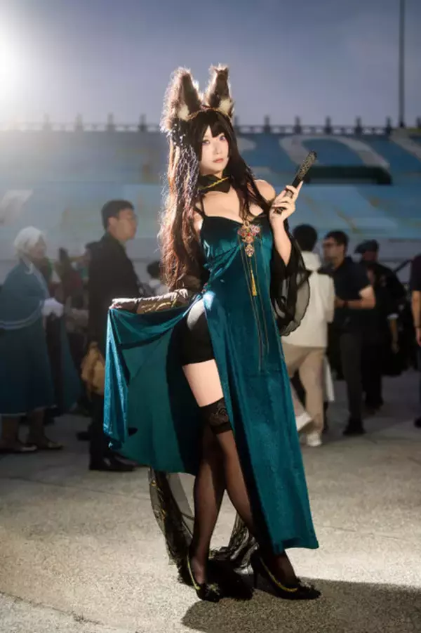 「【コスプレ】NIKKE、鳴潮、アズレン…人気ゲーム揃い踏み！躍動する曲線美で魅せる美女レイヤー8選【写真29枚】」の画像