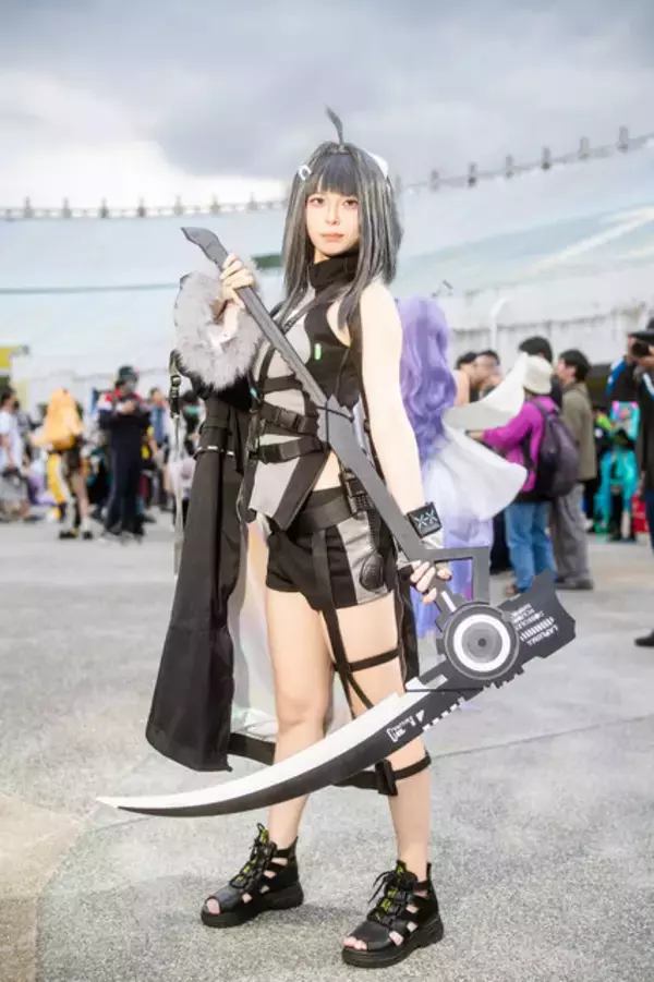 「【コスプレ】NIKKE、鳴潮、アズレン…人気ゲーム揃い踏み！躍動する曲線美で魅せる美女レイヤー8選【写真29枚】」の画像