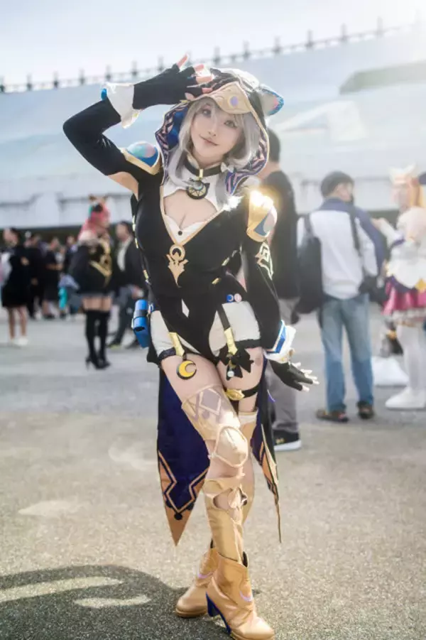 「【コスプレ】NIKKE、鳴潮、アズレン…人気ゲーム揃い踏み！躍動する曲線美で魅せる美女レイヤー8選【写真29枚】」の画像