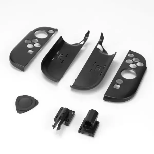 「スイッチ2を片手で操作！ユニバーサルな設計を採用し、“ながらプレイ”にも対応した「Joy-Con 2」用アタッチメントが限定販売」の画像