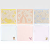 「一番くじ「くまのプーさん」に癒される…！“冬の日”をテーマに、風船につかまったプーさんの壁掛け時計など全てが可愛い」の画像9