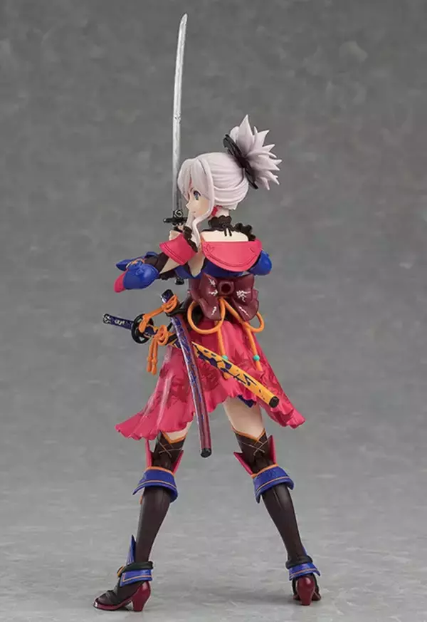 「『FGO』より「セイバー/宮本武蔵」フィギュアが再販予約受付中！刀や好物のうどんなどオプションも充実」の画像