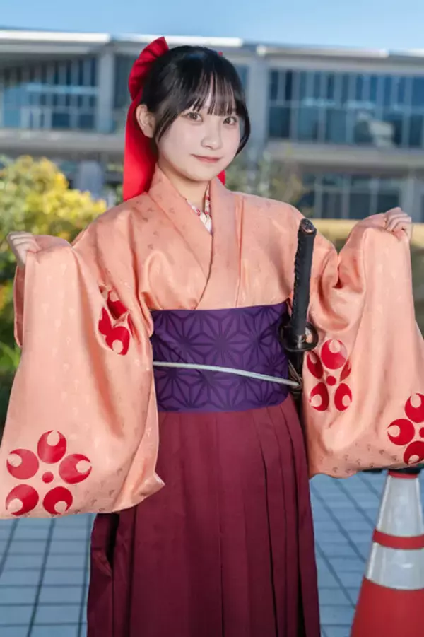 「【コスプレ】努力家な女子高生レイヤーの「真宮寺さくら」が尊い！最後の参加となる「コミケ」で凛とした可愛さを披露する【写真8枚】」の画像