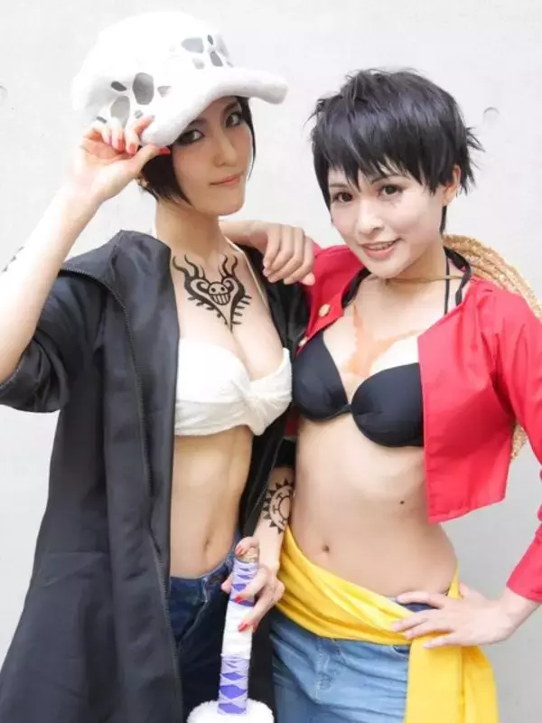「コミケ90を彩ったコンパニオン＆コスプレイヤーを紹介！写真約80枚」の画像