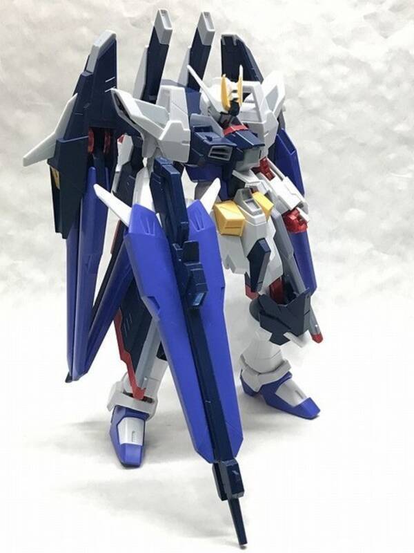 日々気まぐレポ 第192回 新たなるメイジンの機体が登場 Hgbf アメイジングストライクフリーダムガンダム を組んでみた 17年3月31日 エキサイトニュース