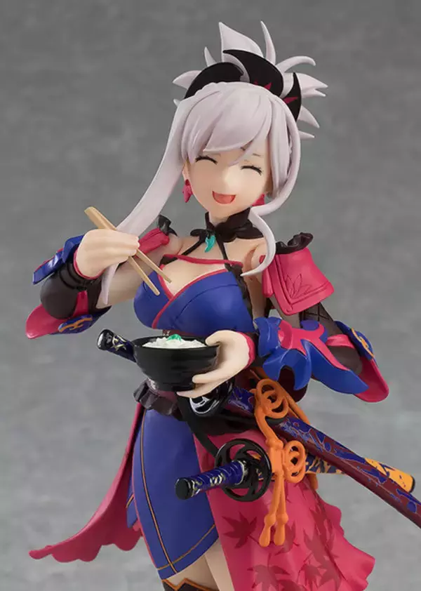 「『FGO』セイバー・宮本武蔵がfigmaになって登場―付属パーツには大好物の「うどん」も！」の画像