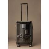 「派手過ぎないデザインが嬉しい「プレステキャリーケース」が新登場！キャスターホイールにまでPSロゴが印刷された、こだわりの一品」の画像1