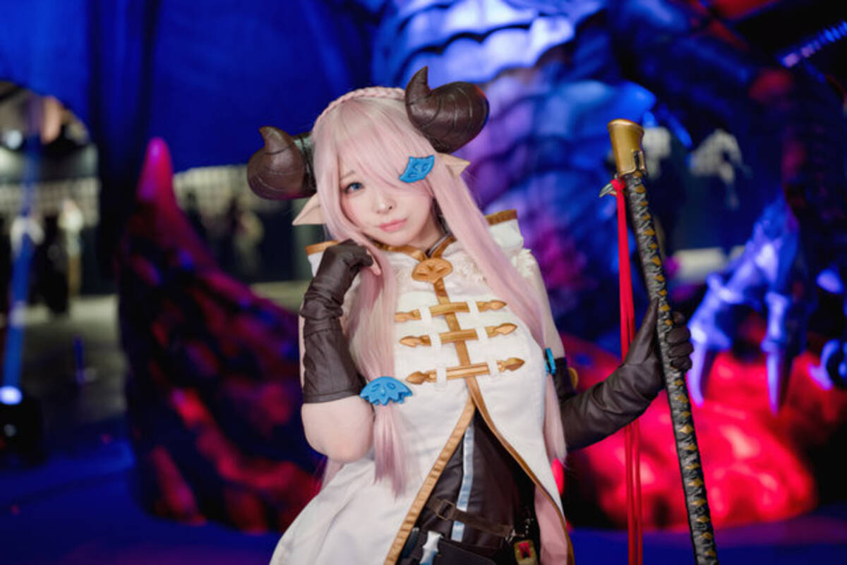 コスプレ ナルメアやゼタら人気キャラ大集結 グラブルフェス19 オフィシャルキャスト コスプレイヤーまとめ 写真195枚 19年12月22日 エキサイトニュース