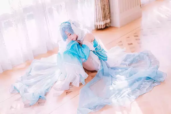 【コスプレ】『リゼロス』レムのクリスタルドレス実装祈願！音羽御殿で煌めく美女レイヤーを撮り下ろし【写真31枚】