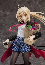 『FGO』英霊旅装Ver.の「セイバーオルタ」1/7スケールフィギュアが予約開始！ブリティッシュライフ満喫中の黒王を完全再現