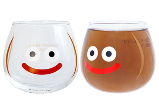 丸い底面でスライムの“ゆらゆら”を再現！『ドラクエ』新作グラス登場