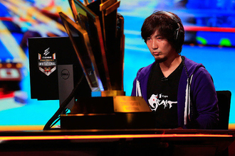 プロゲーマー・梅原大吾氏が語る介護職への想いが、「心に響く」と話題