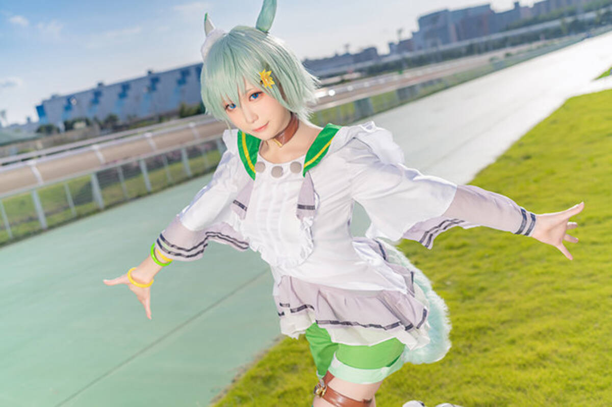 コスプレ】『ウマ娘』セイウンスカイが吸い込まれそうな透明感… 注目 