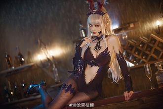 【コスプレ】『FGO』アルトリアオルタから『アークナイツ』マドロックまで！ 中国美女レイヤー4選【写真38枚】