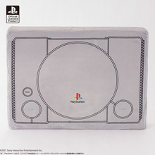 “初代プレステ”がクッションに！ しまむらオンラインストアにて、お手頃価格で予約開始