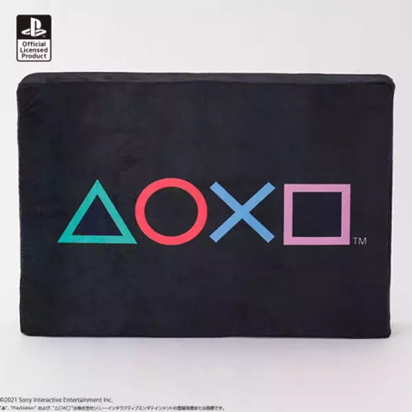 「“初代プレステ”がクッションに！ しまむらオンラインストアにて、お手頃価格で予約開始」の画像