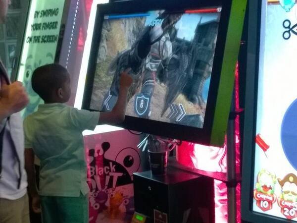 日本よ これがゲーセンだ アメリカのゲームセンター デイブ バスターズ 体験レポート 14年6月25日 エキサイトニュース