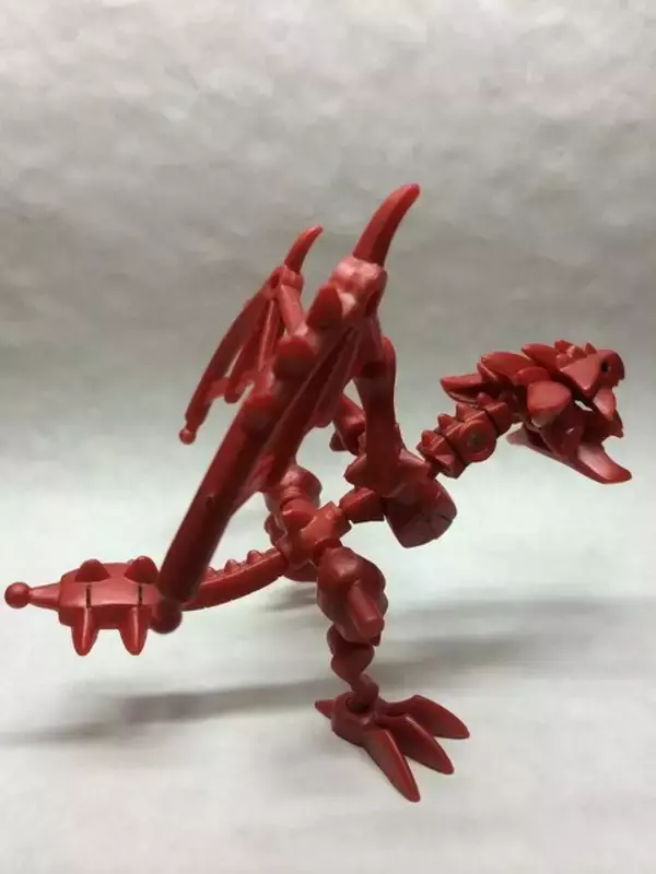 「【日々気まぐレポ】第111回 リオレウスが骨格に！？「ほねほねザウルス」×『モンハン』コラボ食玩で遊んでみた」の画像