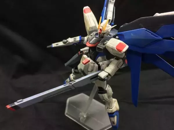 「【日々気まぐレポ】第113回 新生した舞い降りる剣！「HGCE フリーダムガンダム」レビュー」の画像