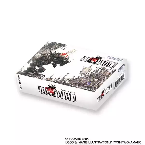 「『FF』ゲーム開封前のワクワクする気持ちが蘇る！当時のパッケージ風梱包のTシャツや『VI』までのキャラクターグッズがズラリ」の画像