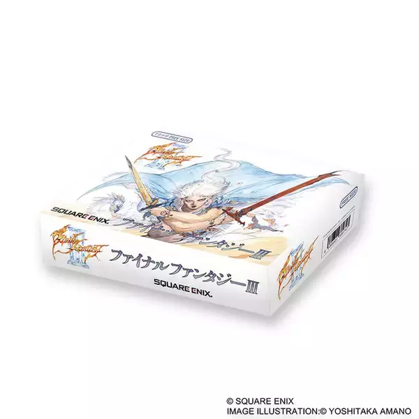 「『FF』ゲーム開封前のワクワクする気持ちが蘇る！当時のパッケージ風梱包のTシャツや『VI』までのキャラクターグッズがズラリ」の画像