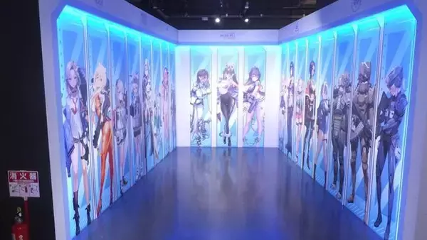 「『勝利の女神：NIKKE』展覧会で“開発中のニケ”にいろいろな質問をしてみた【フォトレポ】」の画像