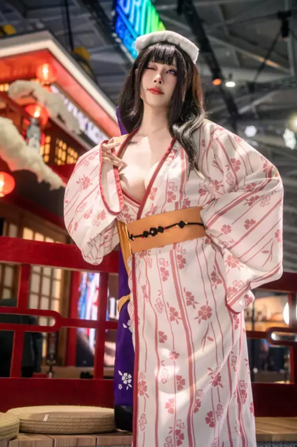 「【コスプレ】艶っぽい浴衣姿にクラクラしちゃう！『ブラウンダスト2』温泉修行人が隠しきれない美ボディを披露【台北ゲームショウ2026】」の画像