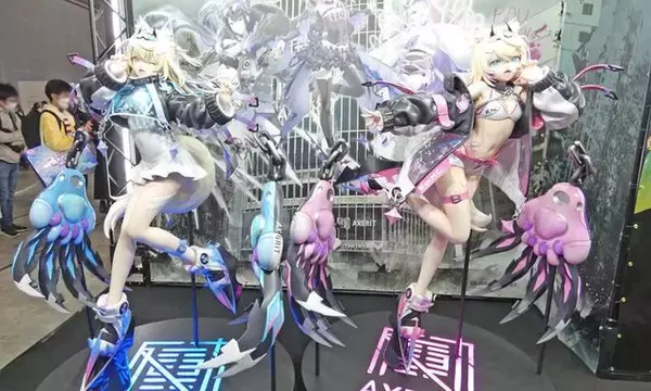 「VTuberの“リアル”イベントとは!?...3日開催で幕張メッセをジャックしたホロライブエキスポに「VTuberの最前線」を見た【イベントレポ／コラボスタンディー コレクションも！／写真158枚】」の画像